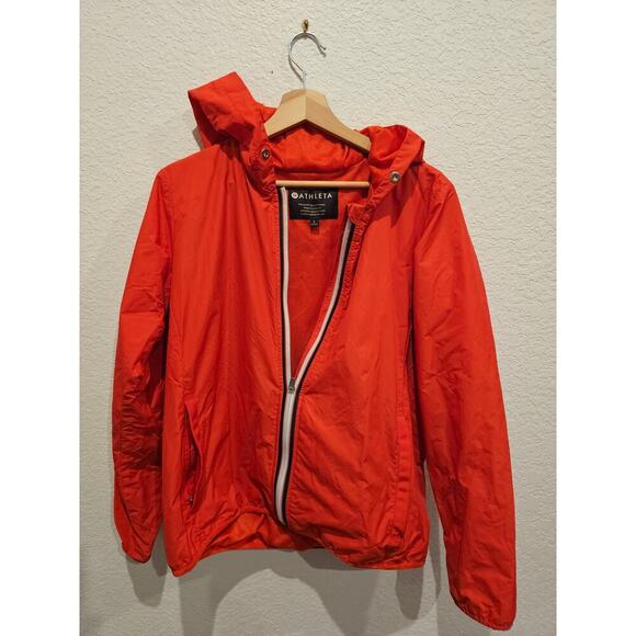 Athleta Ascender Jacket Torch Red like new Windbreaker Rain jacket Sz Large - Picture 1 of 3